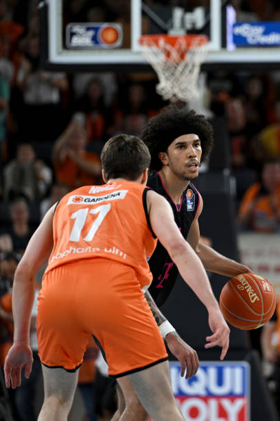 不仅促使球 不仅促使球