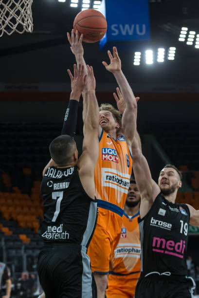 任何一个决 任何一个决